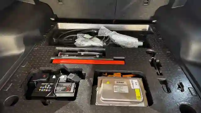 Новость EVOLUTE (Второй пошел: российский гибрид стал полноприводным)